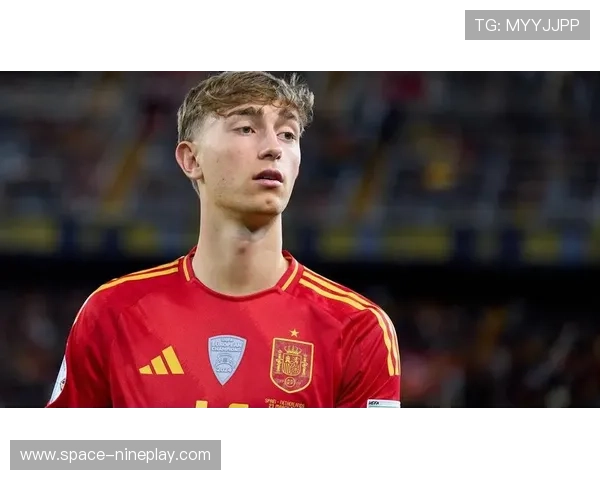 足球球星伊森的国籍及个人背景揭秘